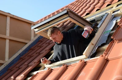 Pose de fenêtres de toit Velux à Verlans